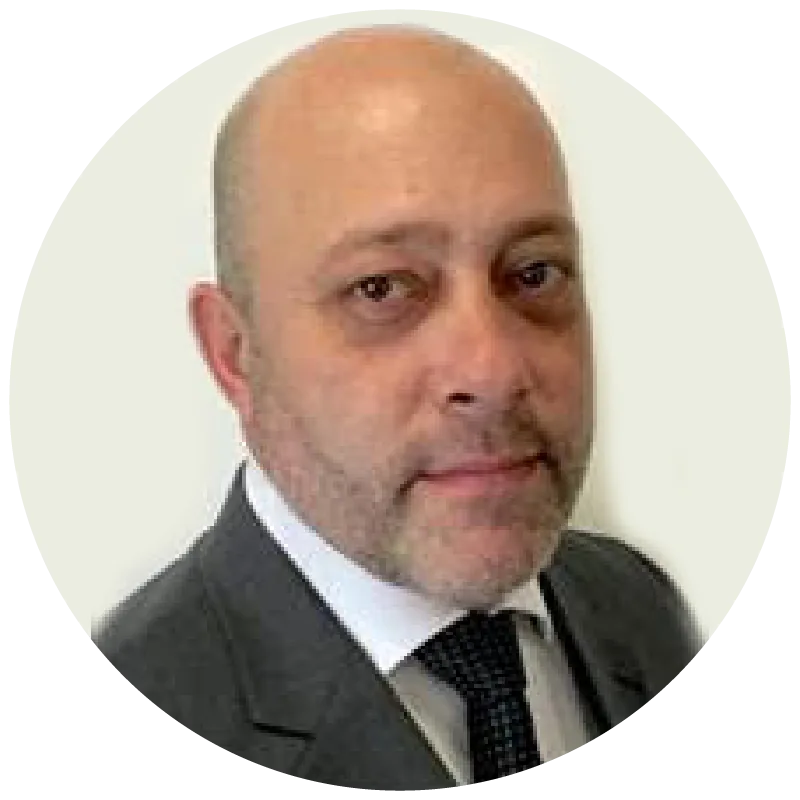 Retrato do especialista Antonio Matias em episódio sobre centro de serviços compartilhados