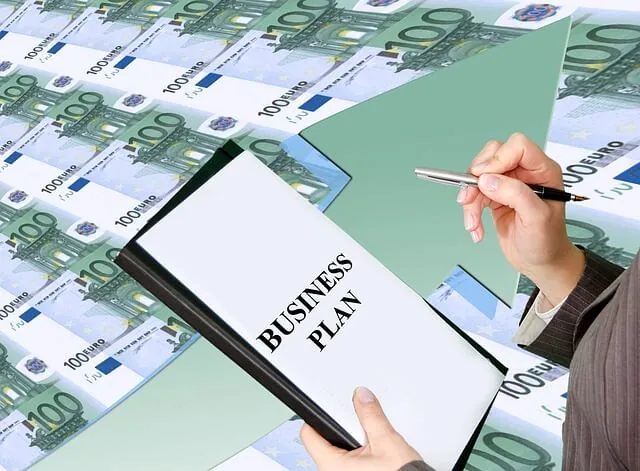Alvo com dardo acertando centro exatamente representando meta alcançada de IPO empresa